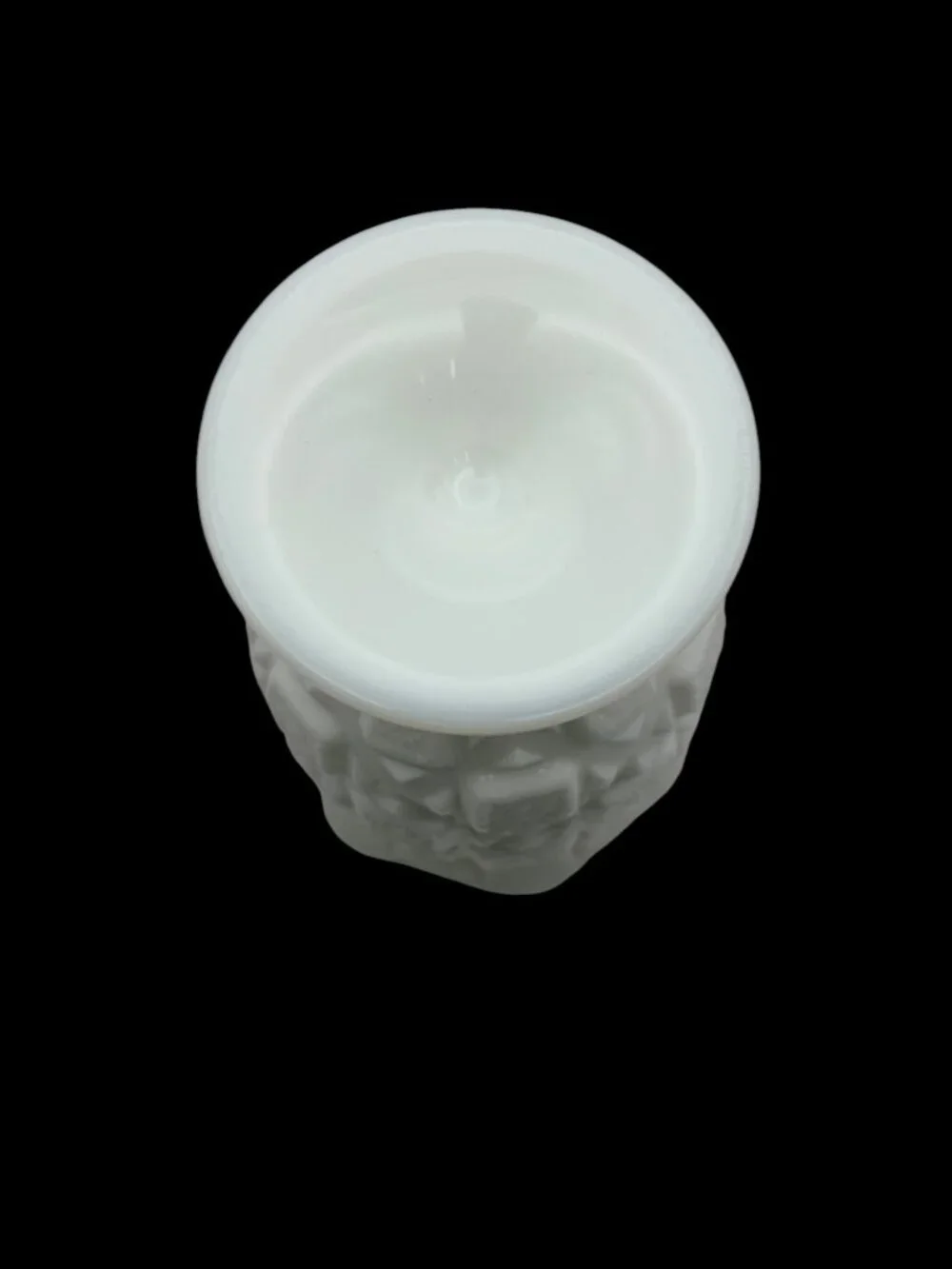 Veg Westmoreland Old Quilt Celery Milk Glass Vase Footed Pedestal White Pressed